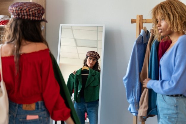 14 Effective Fashion Tips To Conceal Your Midsection