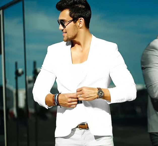 Chic Elegance: A White and Gray Summer Suit by the Banyan Tree!
