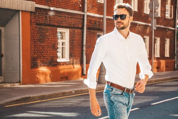 Dress Up Casually: The Benefits of Wearing Your Best Clothes Everyday