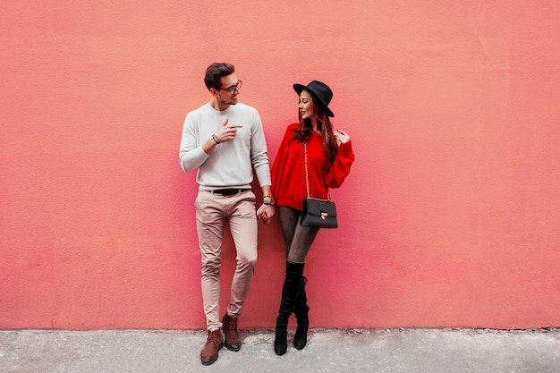 Dressing to Impress: First Date Outfit Ideas for Confidence and Style