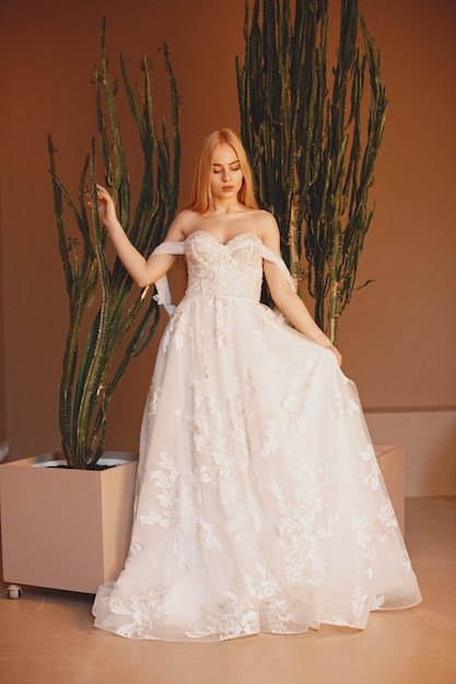 Find Your Perfect Dream Dress in a Whole New Way!