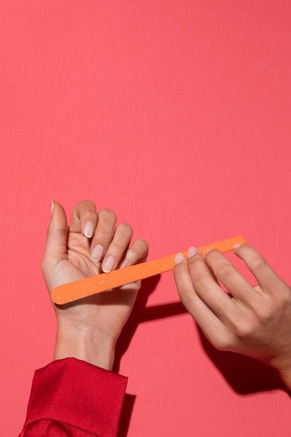 How Easily Do Matte White Nails Accumulate Dirt?