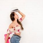 More Than 40 Casual Summer Outfit Ideas – Look 7: White Pants Paired with an Asymmetric Top