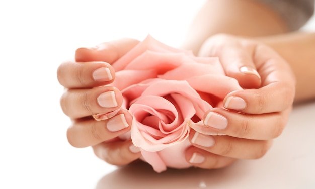 The Duration of Shine on Buffed Nails
